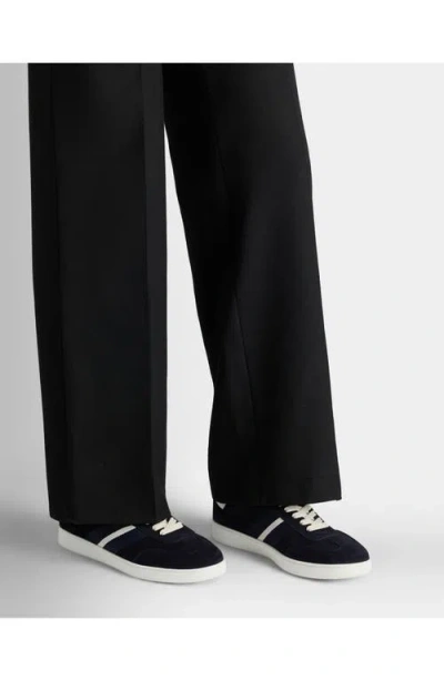 Bally Casual Round Toe Low Sneakers With Stripe In Blue