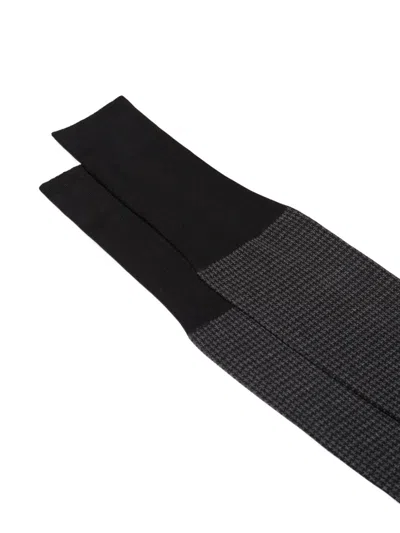 Bresciani Houndstooth Socks In Gray