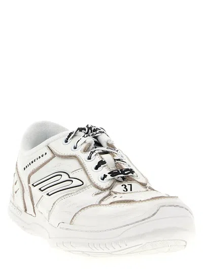 Balenciaga Women Hamptons Worn-out Leather Low-top Sneakers In Neutral