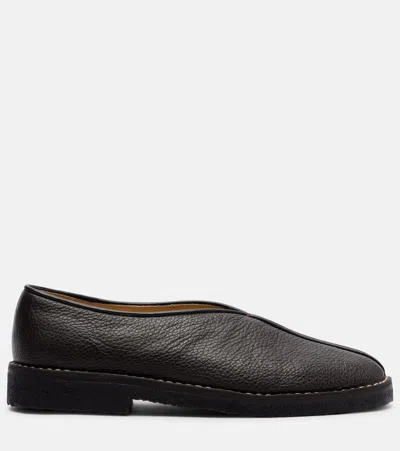Lemaire Brown Solid Flat Piped Ballet Flats In Brown