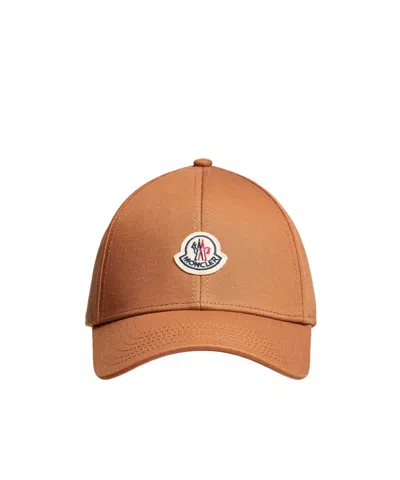 Moncler Casquette En Gabardine De Coton In Brown