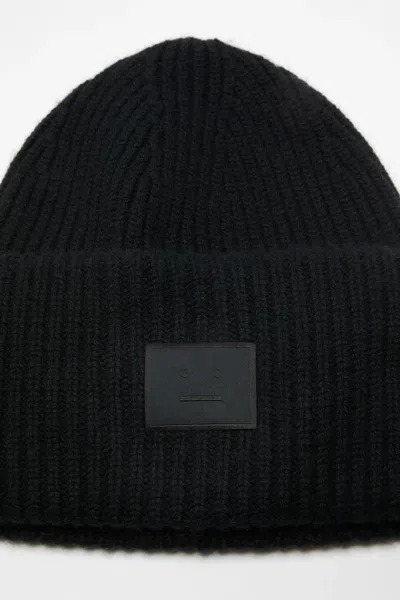 Acne Studios Ribbed Face-patch Hat In Metallic