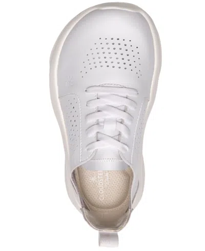 Clarks Solevana Style Sneaker In White