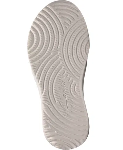 Clarks Solevana Style Sneaker In White