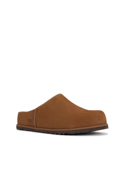 Ugg Otzo Clogs In Brown