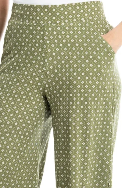 Max Studio Wide Leg Pull-on Crop Pants In Green