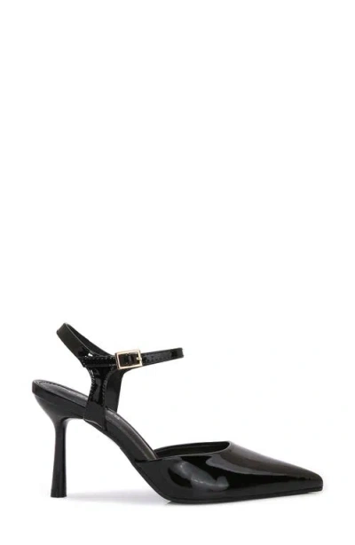 Berness Pointed Toe Pump In Black