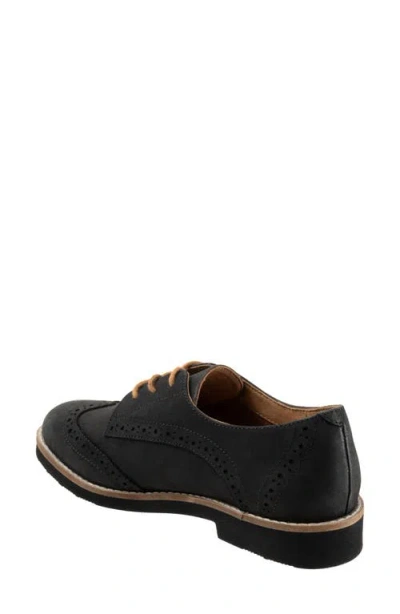 Softwalk Extra Wide Width Willet Oxford In Black