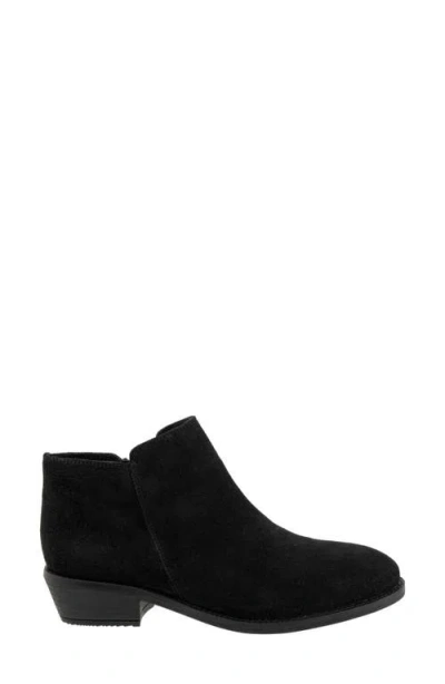 Softwalk Rocklin Bootie In Black