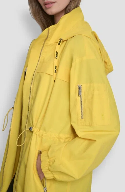 Dkny 1989 Logo Walker Anorak In Yellow