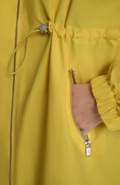 Dkny 1989 Logo Walker Anorak In Yellow