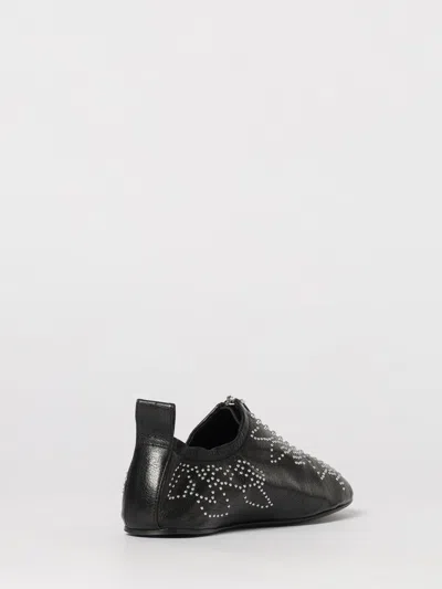 Chloé Low Top Sneakers Pull Tab Round Toe In Black