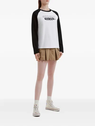 Chocoolate Long-sleeve T-shirt In White