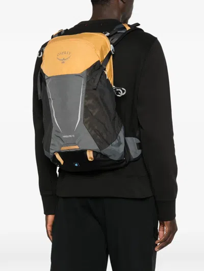 Osprey Hikelite™ 18 Zip Backpack In White