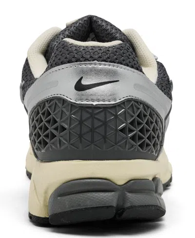 Nike Zoom Vomero 5 Sneakers In Gray