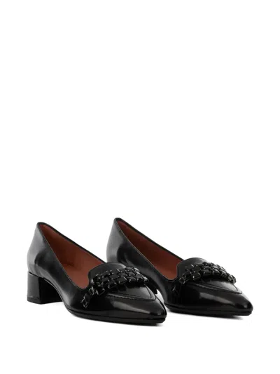 Status Poented Leather Pumps In Black