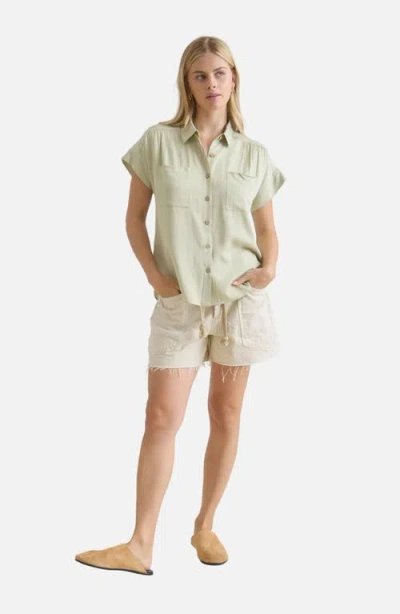 Blu Pepper Solid Short Sleeve Button-up Shirt In Green