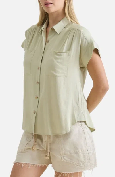 Blu Pepper Solid Short Sleeve Button-up Shirt In Green