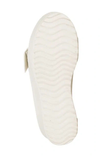 Baretraps Pacey Platform Sandal In Neutral