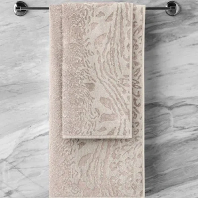 Togas Eamonn Towel In Pink