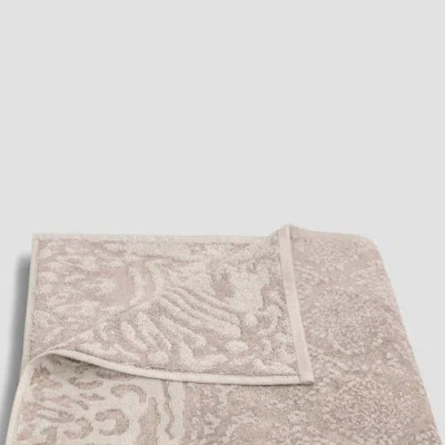 Togas Eamonn Towel In Pink