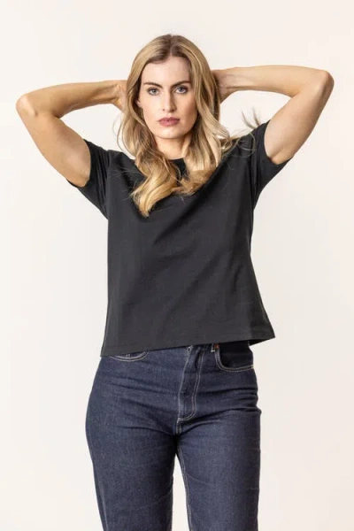 Vottera T-shirt In Black