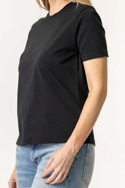 Vottera T-shirt In Black