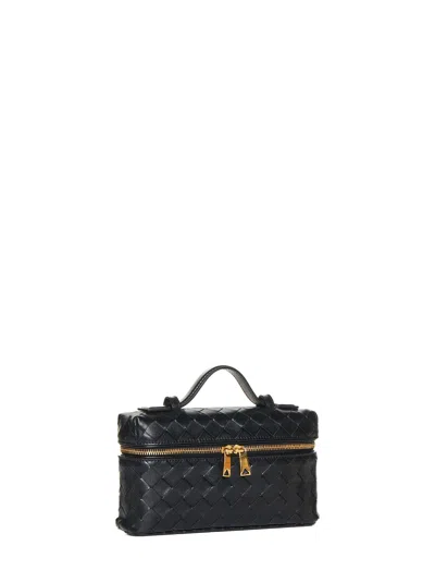 Bottega Veneta Bang Bang Vanity Case In Intrecciato Leather In Black