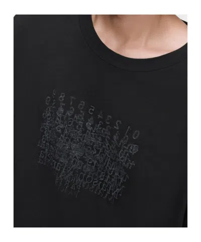 Maison Margiela Classic Black T-shirt With Round Neckline And Short Sleeves In Black