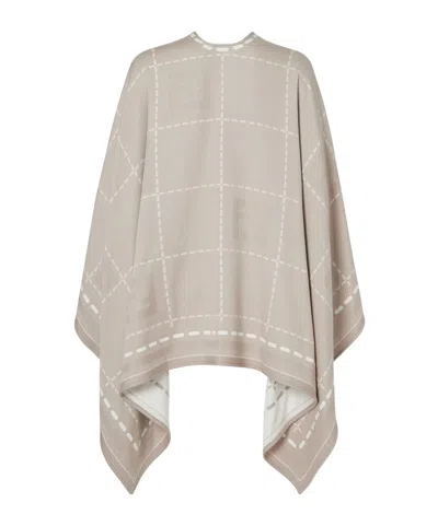 Fendi Poncho In Gray