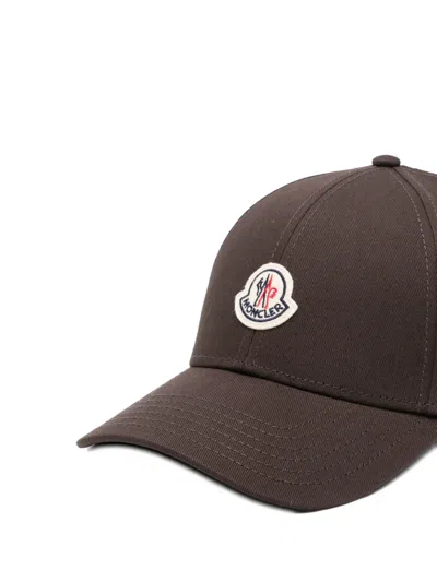 Moncler Logo-patch Baseball Cap In Brown