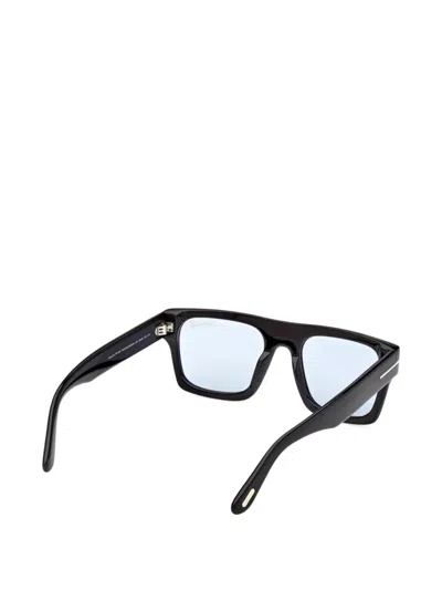 Tom Ford Ft1337 Rectangular Frame Sunglasses In Black