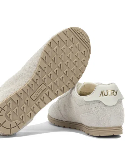 Autry Light Grey Suede Windspin Sneakers In Gray