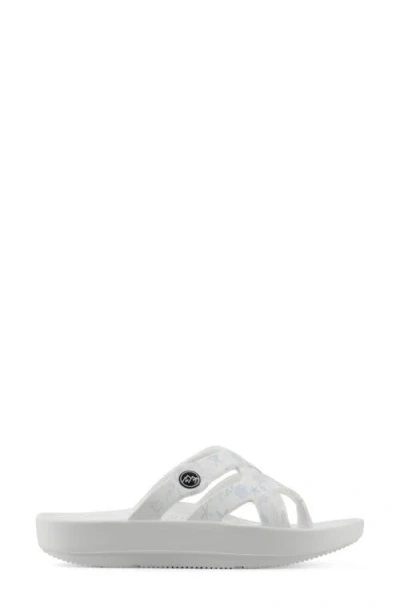 Cliffs By White Mountain Rip Foam Slide Sandal In White