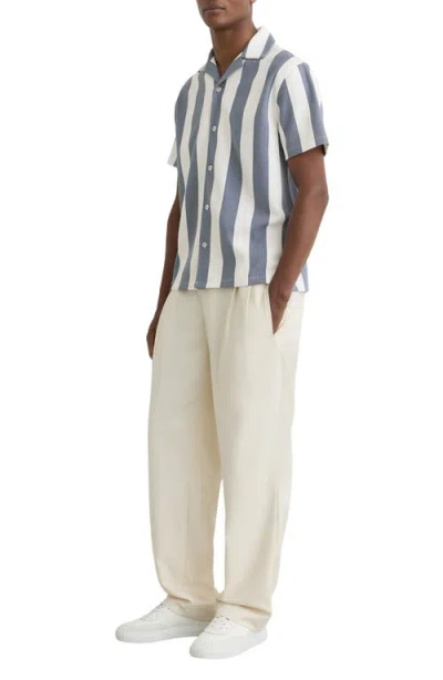 Reiss Mens Airforce Blue Off White Dexter Cuban-collar Block-stripe Stretch-woven Shirt Xl