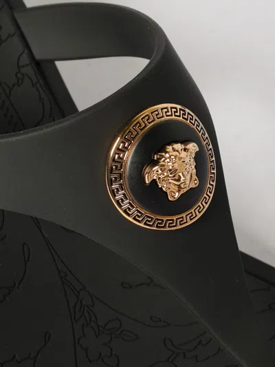 Versace Kitten Heel Thong Sandals With Medusa Detail In Black