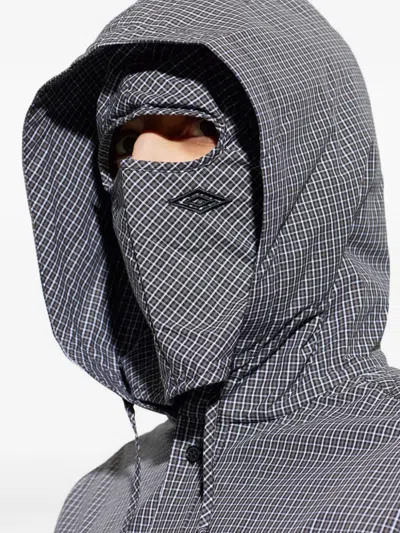 Umbro Hooded Check-pattern Jacket In Gray