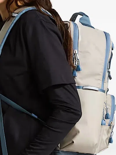 The North Face Logo-print Backpack In Orange