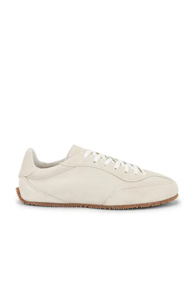 Axel Arigato Daze Runner Beige Sneaker With Logo On The Tongue And Grooved Sole In Suede Man In Neutral