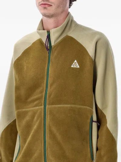 Nike Wolf Tree Zip Jacket In Green