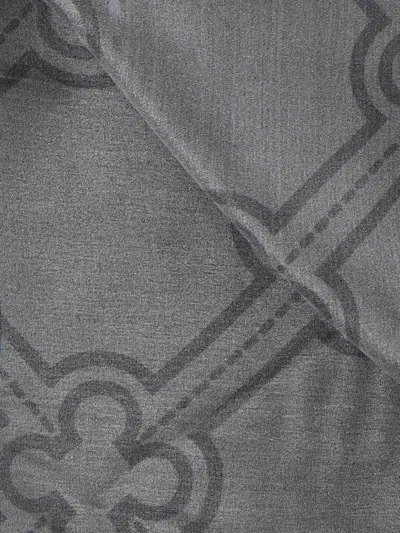 V73 Geometric-pattern Scarf In Gray