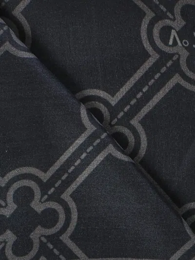 V73 Geometric-pattern Scarf In Black