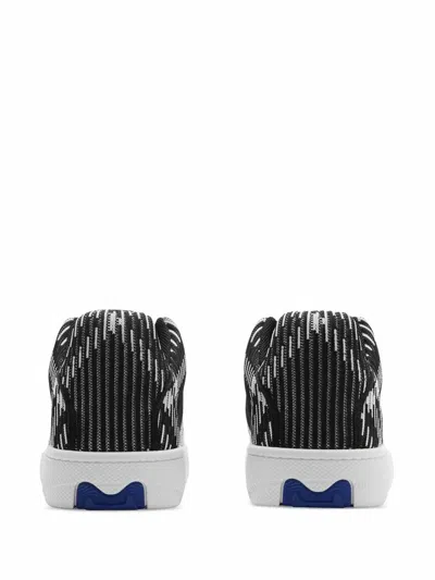 Burberry Check-patterned Low-top Sneakers In Black