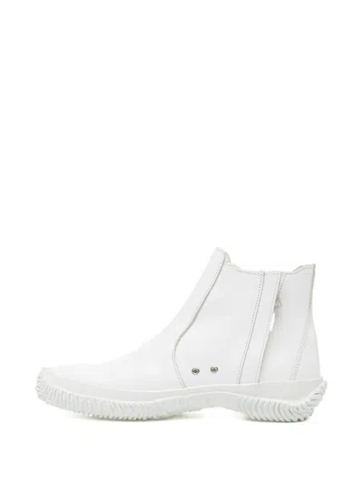 Comme Des Garçons Side-zip Ridge-sole Ankle Boots In White