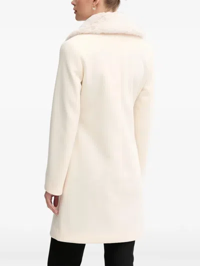 Gaudì Button-up Coat In White