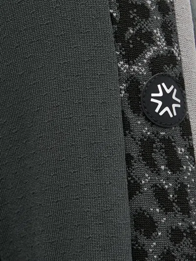 Newland Patterned Perfomance Leggings In Black
