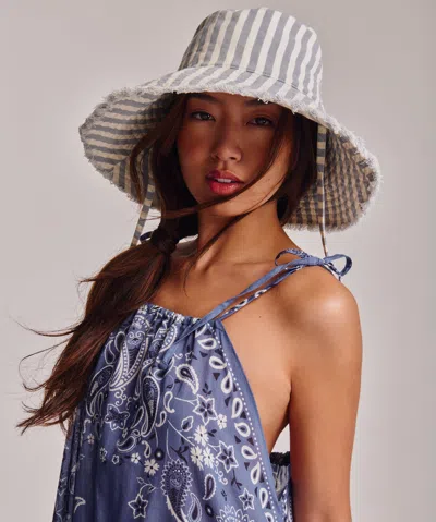 Echo New York Old Town Bucket Hat In Gray