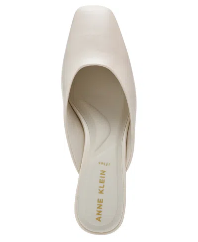 Anne Klein Maeus Mule In White