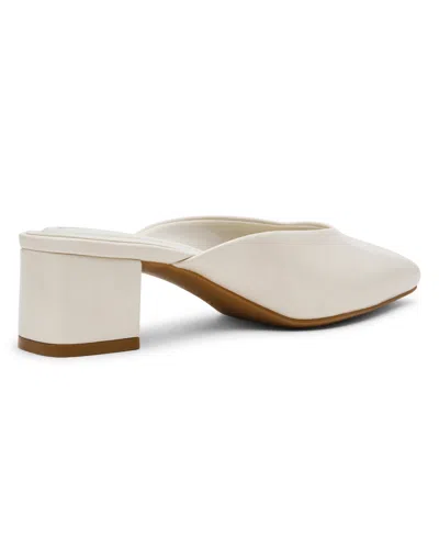 Anne Klein Maeus Mule In White