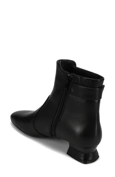 Vaneli Pierot Bootie In Black